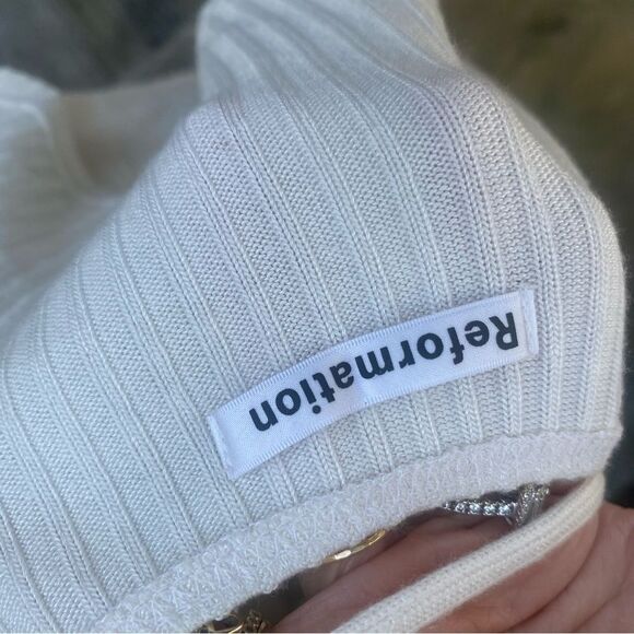 REFORMATION LEIGH RUCHED CAMISOLE SZ Medium - Picture 6 of 10